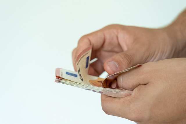 Sådan arbejder du med budgetlægning af online markedsføring i praksis